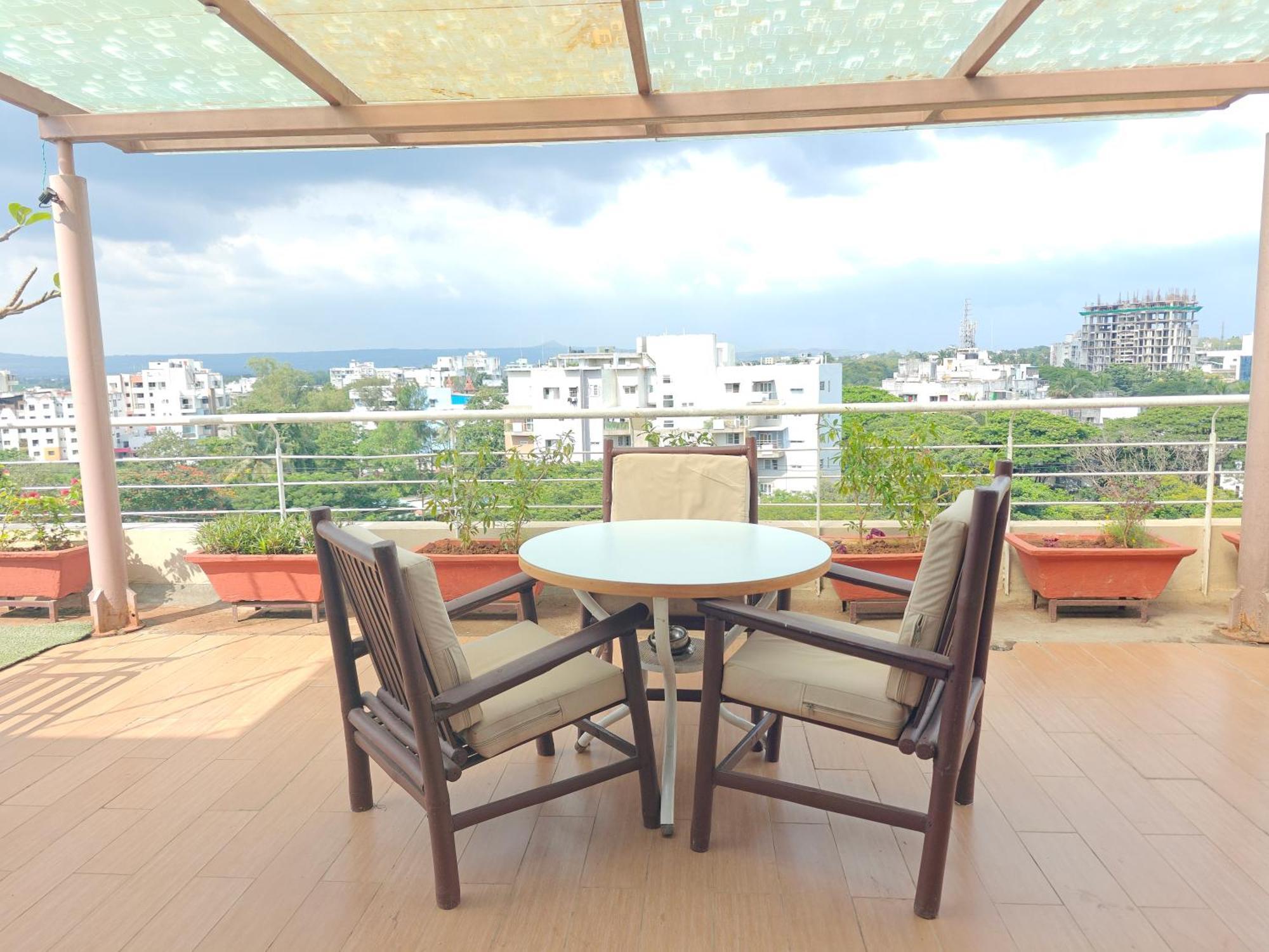 Chandralok Service Apartments 戈尔哈布尔 外观 照片